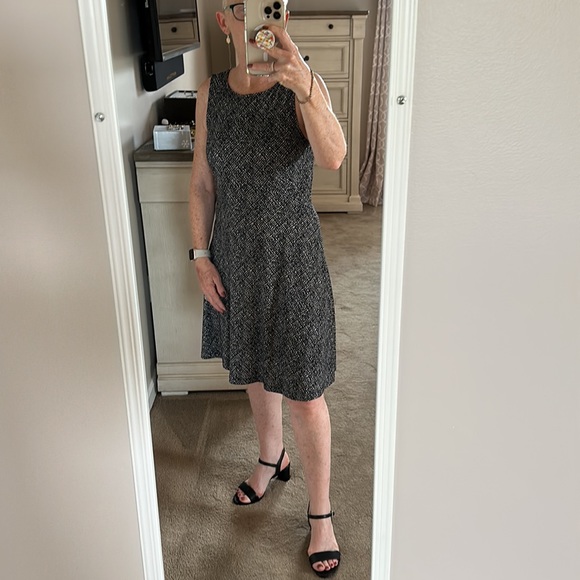 Apt 9 sleeveless swing dress - Picture 2 of 12